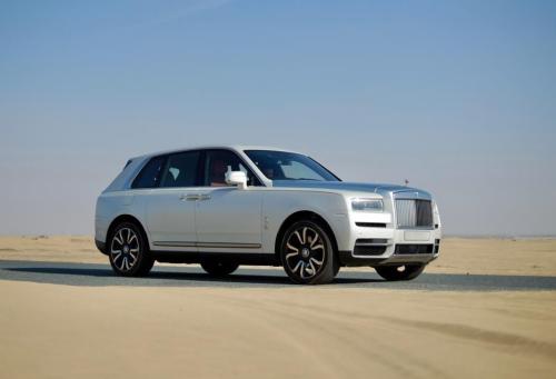 Rolls royce Cullinan White